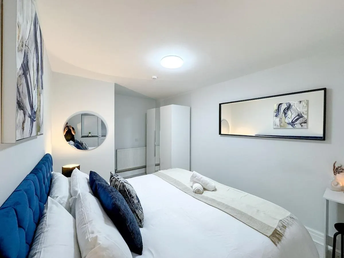 Modern & Cozy - City Centre 2-Bed Flat With Garden 0*, Cardiff United Kingdom